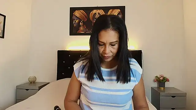 Shanon mature online show from June 24, 2026, 7:24 pm