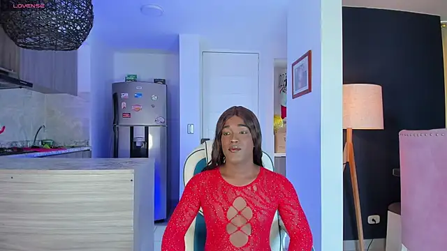 SammyGirlTS online show from October 8, 2025, 4:37 pm