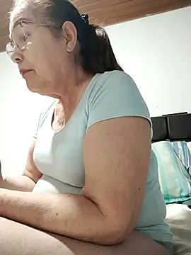 Vicky Rosse online show from November 14, 2025, 8:29 pm