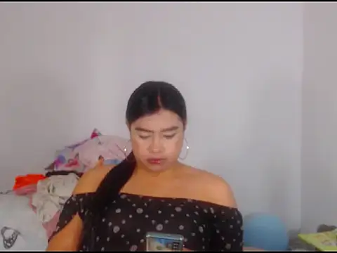 katrinawillff online show from March 24, 2026, 6:07 am