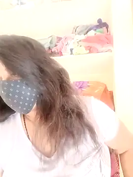 Indiantina online show from November 23, 2025, 9:53 am