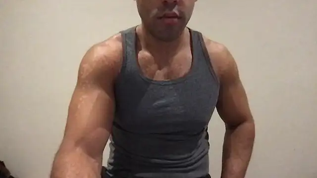 BigGuyMuscle online show from June 3, 2026, 8:58 pm