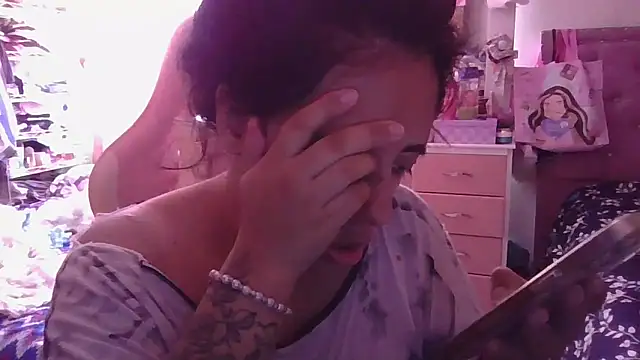 Snapshot of annarose19 chatting on January 16, 2026, 5:17 pm annarose19 online show from January 16, 2026, 5:17 pm