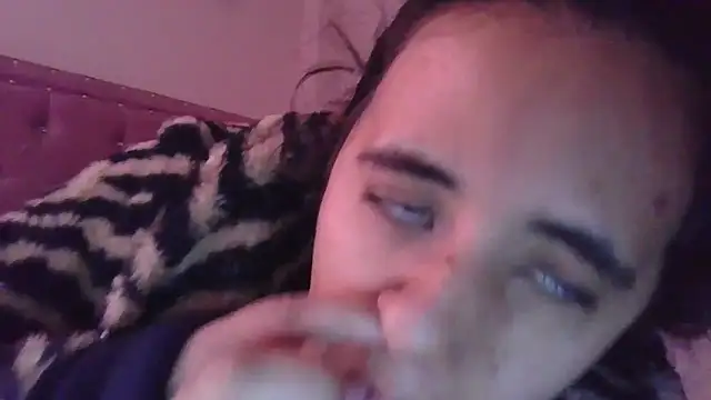 Snapshot of annarose19 chatting on February 10, 2026, 7:29 pm annarose19 online show from February 10, 2026, 7:29 pm