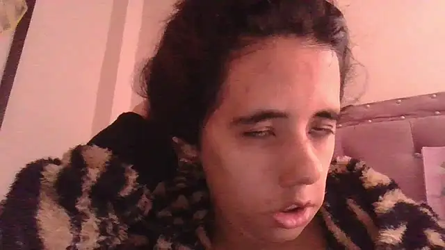 Snapshot of annarose19 chatting on February 19, 2026, 8:05 pm annarose19 online show from February 19, 2026, 8:05 pm