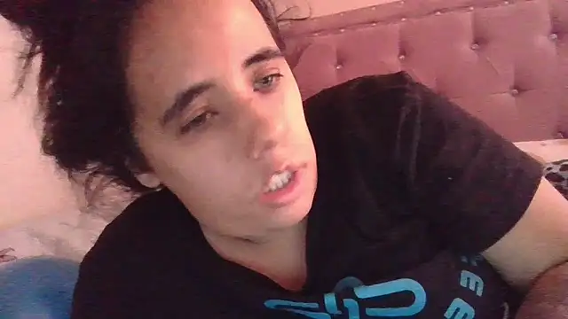 Snapshot of annarose19 chatting on February 27, 2026, 7:14 pm annarose19 online show from February 27, 2026, 7:14 pm