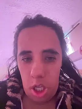 annarose19 online show from April 6, 2026, 3:35 pm