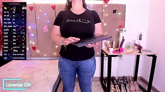 Zaly mature online show from January 7, 2026, 10:12 pm