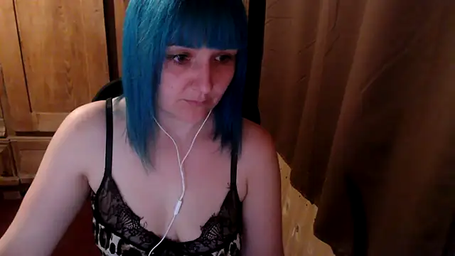 Snapshot of beauty-of-pain chatting on September 30, 2025, 2:33 pm beauty-of-pain online show from September 30, 2025, 2:33 pm