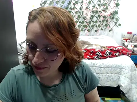 Snapshot of kittykalor09 chatting on February 15, 2026, 3:25 am kittykalor09 online show from February 15, 2026, 3:25 am