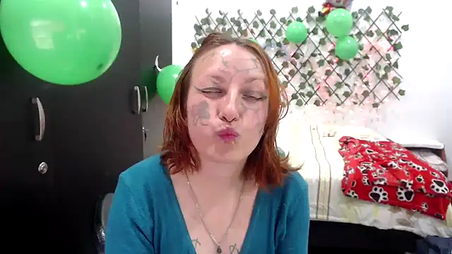 Snapshot of kittykalor09 chatting on March 17, 2026, 10:24 pm kittykalor09 online show from March 17, 2026, 10:24 pm