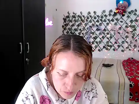 Snapshot of kittykalor09 chatting on March 26, 2026, 6:35 pm kittykalor09 online show from March 26, 2026, 6:35 pm