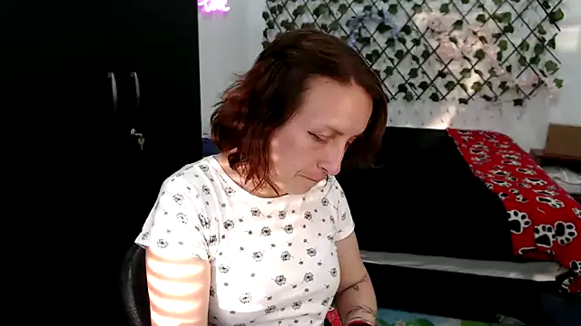 Snapshot of kittykalor09 chatting on April 3, 2026, 10:41 pm kittykalor09 online show from April 3, 2026, 10:41 pm