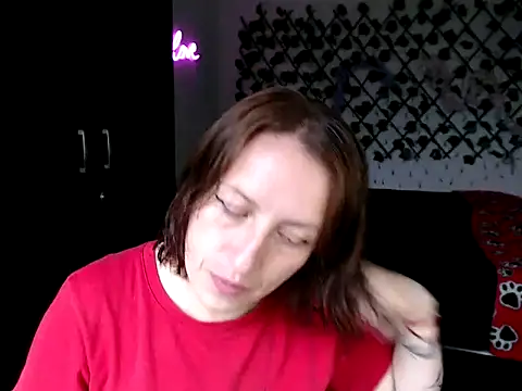 Snapshot of kittykalor09 chatting on April 6, 2026, 4:08 pm kittykalor09 online show from April 6, 2026, 4:08 pm