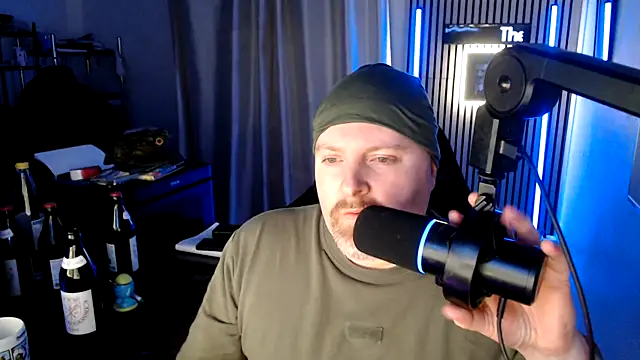 Snapshot of DerPornoPete chatting on March 8, 2026, 1:36 am DerPornoPete online show from March 8, 2026, 1:36 am