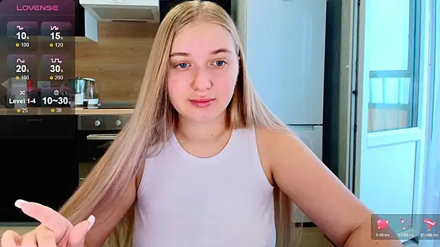 Adr1ana  online show from October 4, 2025, 6:44 am