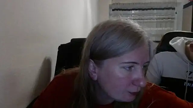 PeterAndJen online show from April 11, 2026, 7:51 pm