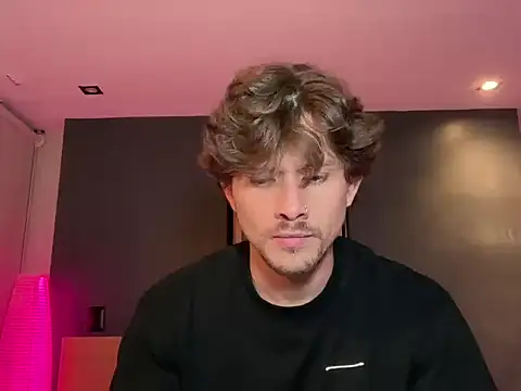 mcklister kinky feets online show from February 7, 2026, 2:37 am