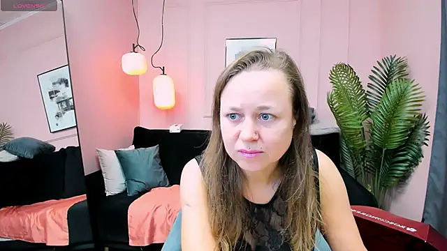 Snapshot of GabrielGold chatting on November 13, 2025, 8:08 pm GabrielGold online show from November 13, 2025, 8:08 pm