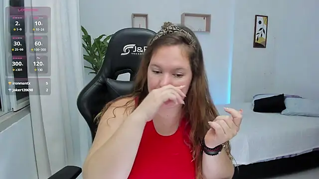 Snapshot of tamy_shine87 chatting on December 29, 2024, 5:42 am tamy shine87 online show from December 29, 2024, 5:42 am