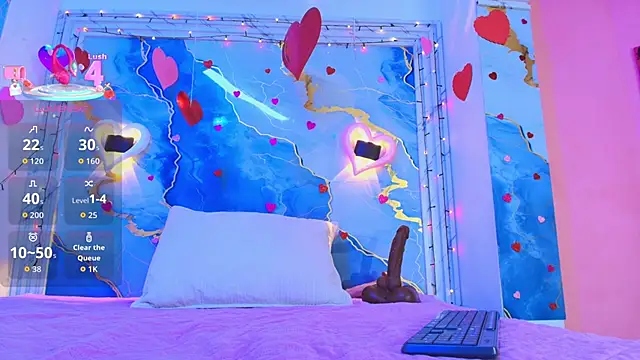 lorrayne  online show from February 14, 2026, 12:13 pm