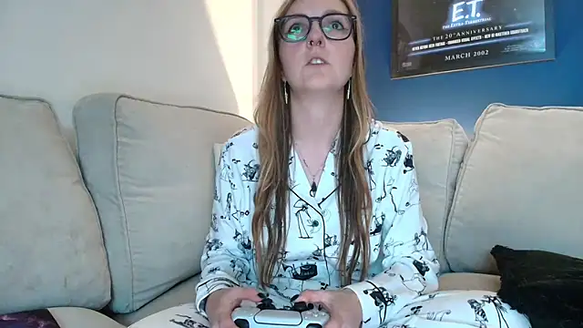 short sweetpea online show from September 28, 2025, 9:09 pm