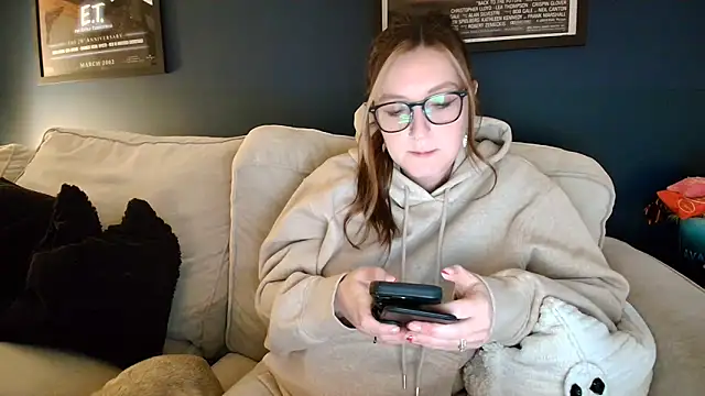 Snapshot of short_sweetpea chatting on February 3, 2026, 4:23 pm short sweetpea online show from February 3, 2026, 4:23 pm