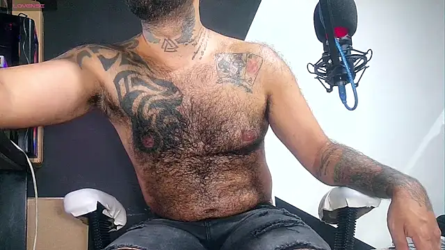 Snapshot of TeddyGominola_ chatting on November 12, 2025, 7:35 pm TeddyGominola online show from November 12, 2025, 7:35 pm