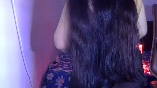 Snapshot of Maalnad_beauty chatting on October 15, 2025, 9:53 am Maalnad beauty online show from October 15, 2025, 9:53 am