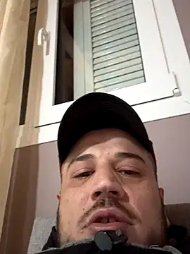 Snapshot of 1Aleks13 chatting on January 8, 2026, 4:31 pm 1Aleks13 online show from January 8, 2026, 4:31 pm