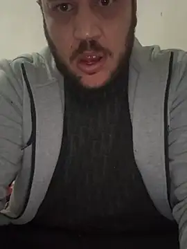 Snapshot of 1Aleks13 chatting on February 3, 2026, 9:20 pm 1Aleks13 online show from February 3, 2026, 9:20 pm