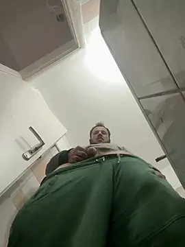 Snapshot of 1Aleks13 chatting on February 18, 2026, 8:38 pm 1Aleks13 online show from February 18, 2026, 8:38 pm