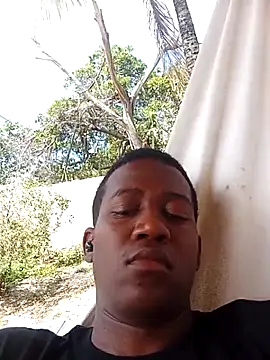 Safadinho2312 online show from October 16, 2025, 1:23 pm