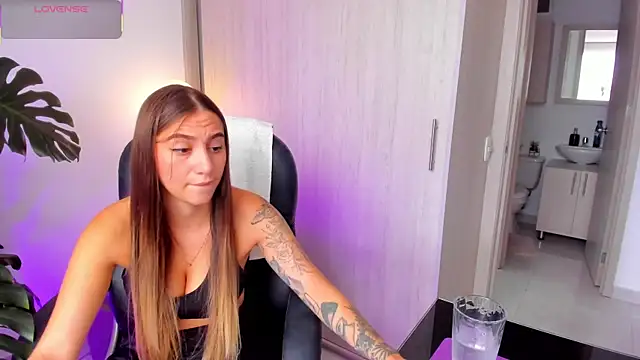 StacyConner online show from July 20, 2026, 8:11 pm