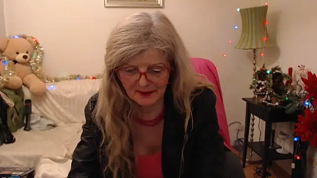 Snapshot of BlairFort chatting on January 4, 2025, 1:53 pm BlairFort online show from January 4, 2025, 1:53 pm