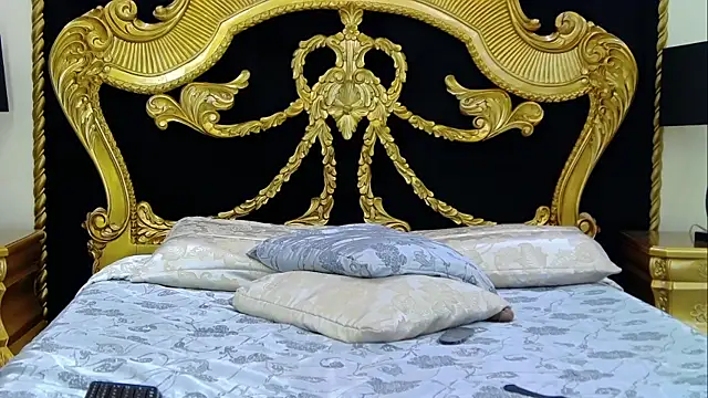 Snapshot of PamelaTomson chatting on January 28, 2025, 3:25 pm PamelaTomson online show from January 28, 2025, 3:25 pm