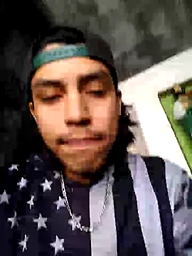 AlexAlejandro13 online show from November 7, 2025, 3:56 pm