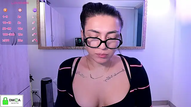EricaVanderhill online show from June 14, 2026, 10:23 pm