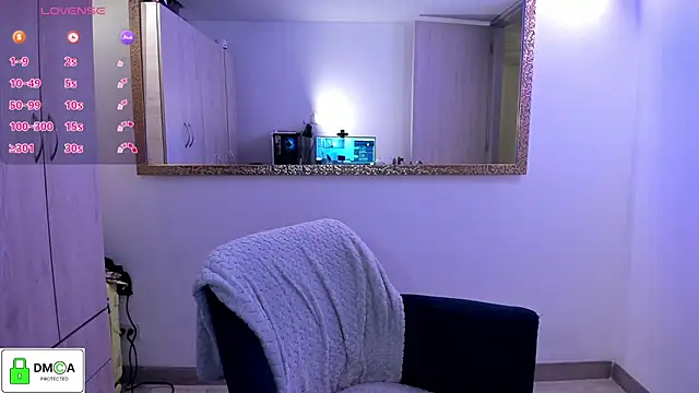 EricaVanderhill online show from July 15, 2026, 1:22 am