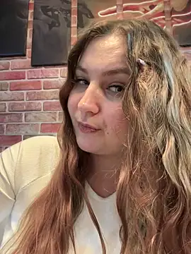 Snapshot of CandyShoopp chatting on March 7, 2025, 6:22 pm CandyShoopp online show from March 7, 2025, 6:22 pm