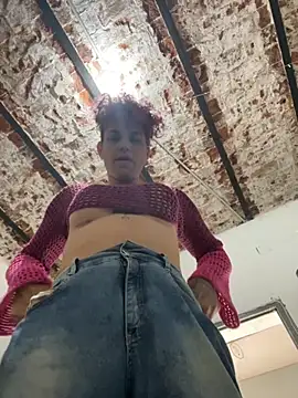 Alicbranca online show from September 19, 2025, 7:25 pm