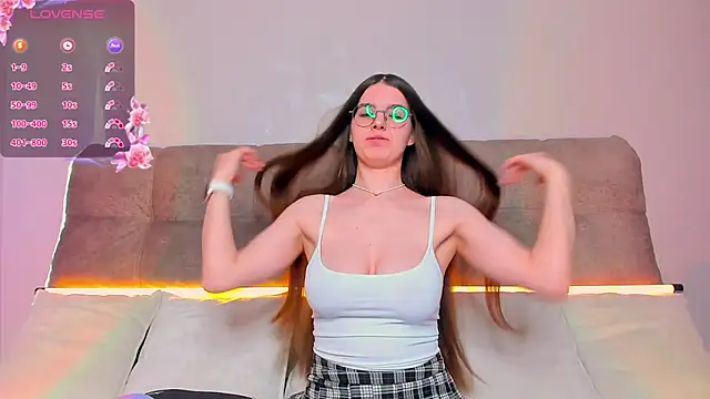 AriellaTesk online show from November 20, 2025, 4:34 am