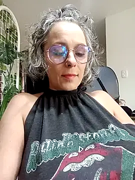 Pinkboobie online show from January 8, 2025, 5:15 pm