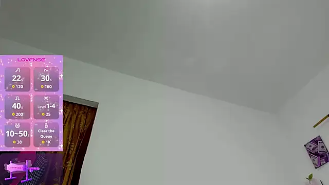 Snapshot of HollyJorda chatting on September 23, 2025, 2:09 pm HollyJorda online show from September 23, 2025, 2:09 pm