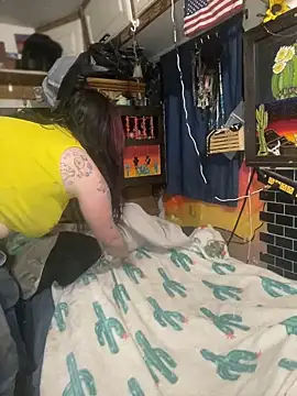 Snapshot of 1-800-FUCKYOU chatting on January 19, 2025, 2:15 am 1-800-FUCKYOU online show from January 19, 2025, 2:15 am