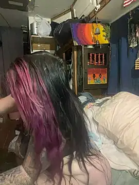 Snapshot of 1-800-FUCKYOU chatting on January 26, 2025, 4:20 am 1-800-FUCKYOU online show from January 26, 2025, 4:20 am