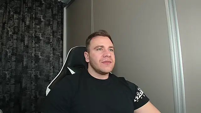 Thori92 online show from February 24, 2026, 6:28 pm