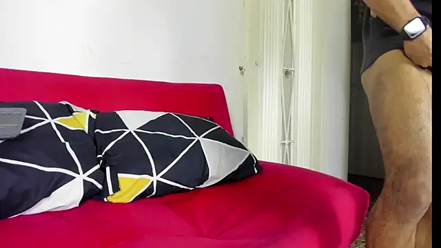 sweatyhairypig23 online show from March 11, 2026, 7:58 am