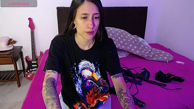 Snapshot of I_am_kim chatting on October 31, 2025, 1:50 am I am kim online show from October 31, 2025, 1:50 am