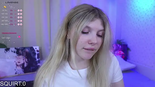 Snapshot of _aleksa_ chatting on October 8, 2025, 6:33 am aleksa online show from October 8, 2025, 6:33 am